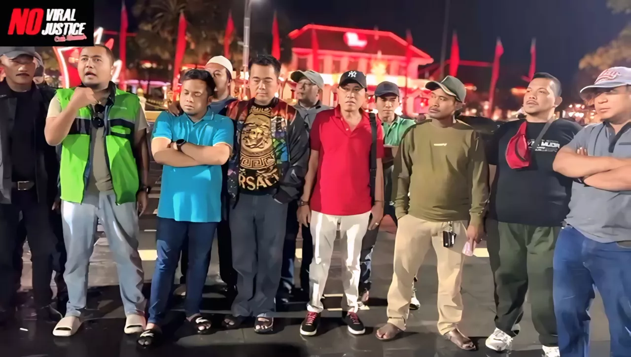 Cak Sholeh Pimpin Konsolidasi Masyarakat Jatim, Siapkan Aksi 3 September Tuntut Keadilan Korupsi, Pajak, dan Pendidikan