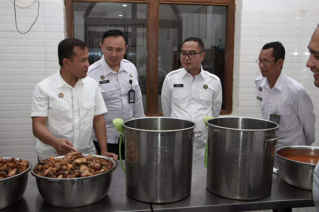 Perkuat Sinergi dan Berbagi Inovasi, Lapas Kelas I Madiun Terima Kunjungan Studi Tiru dari Lapas Kelas I Cirebon