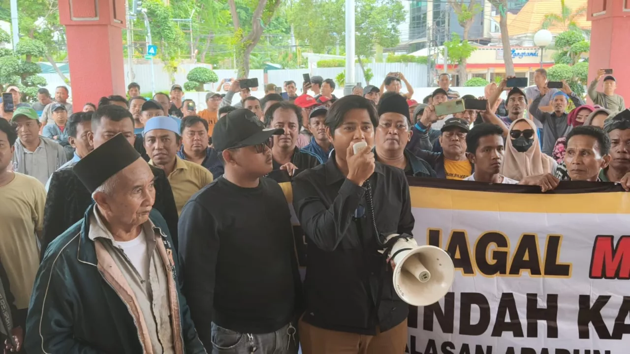 Ratusan Paguyuban Jagal Turun Aksi Di Surabaya