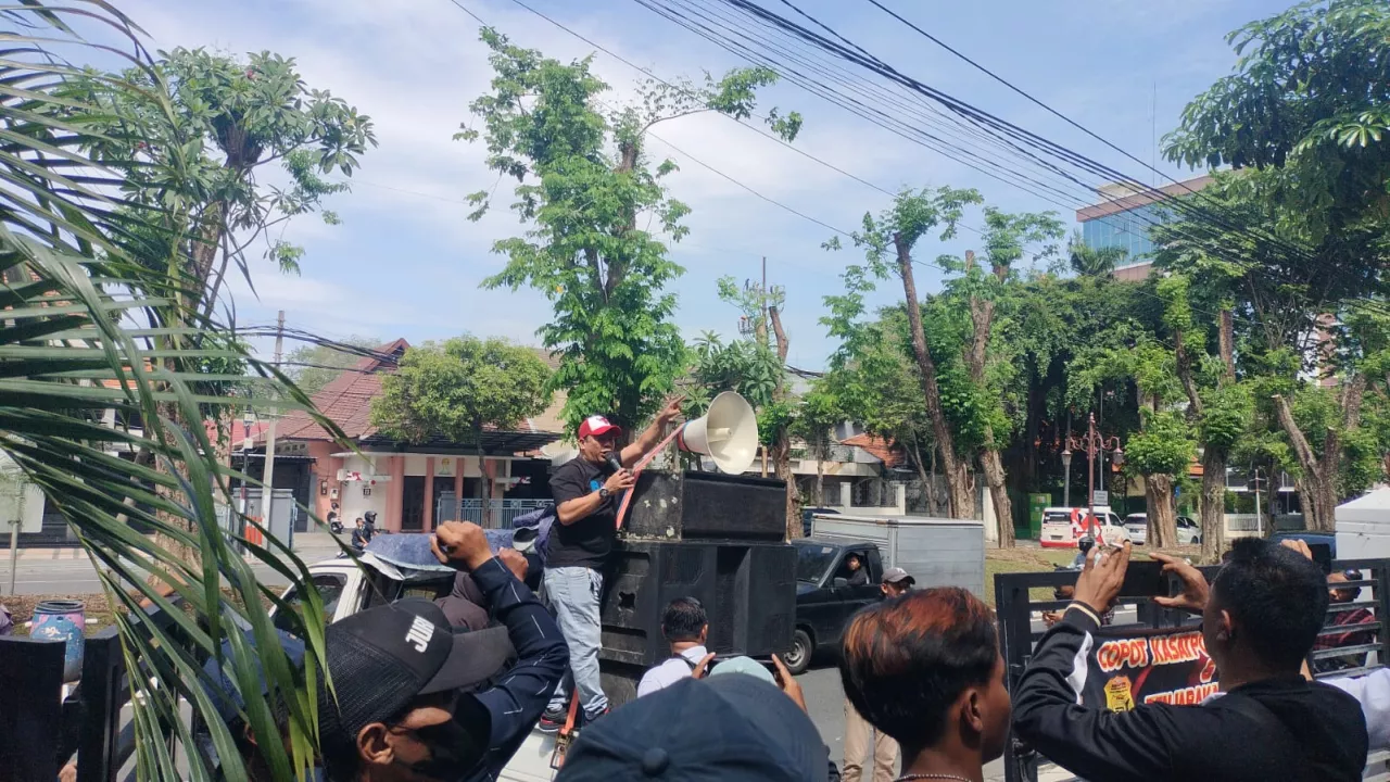 Tudingan Fitnah Kepada Wartawan, Puluhan Jurnalis Gruduk Kantor Satpol PP