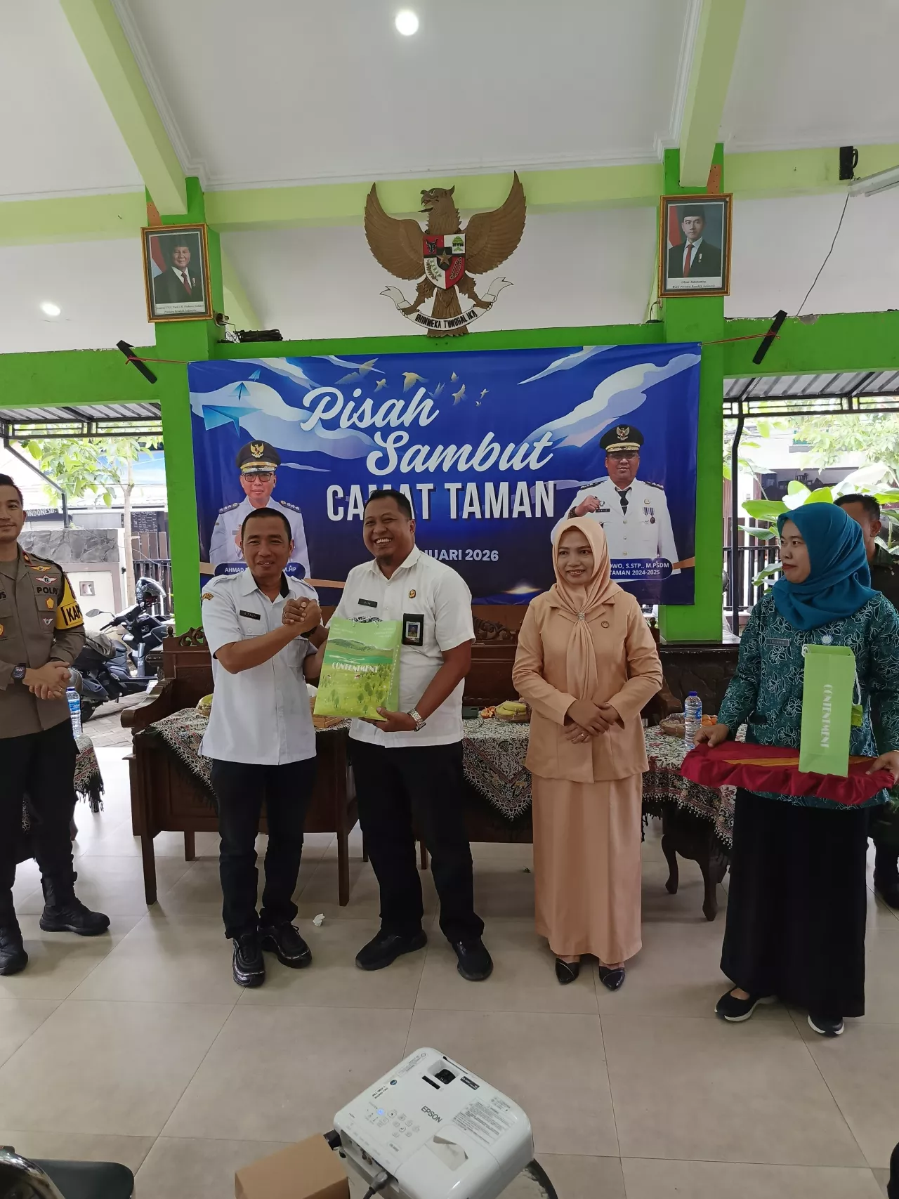 Pisah Sambut Camat Taman Berlangsung Khidmat dan Penuh Keakraban