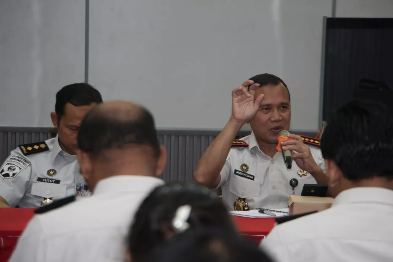 Refleksi Kinerja dan Langkah Strategis, Lapas I Madiun Gelar Rapat Evaluasi Tahun 2025 dan Perencanaan Kerja Tahun 2026