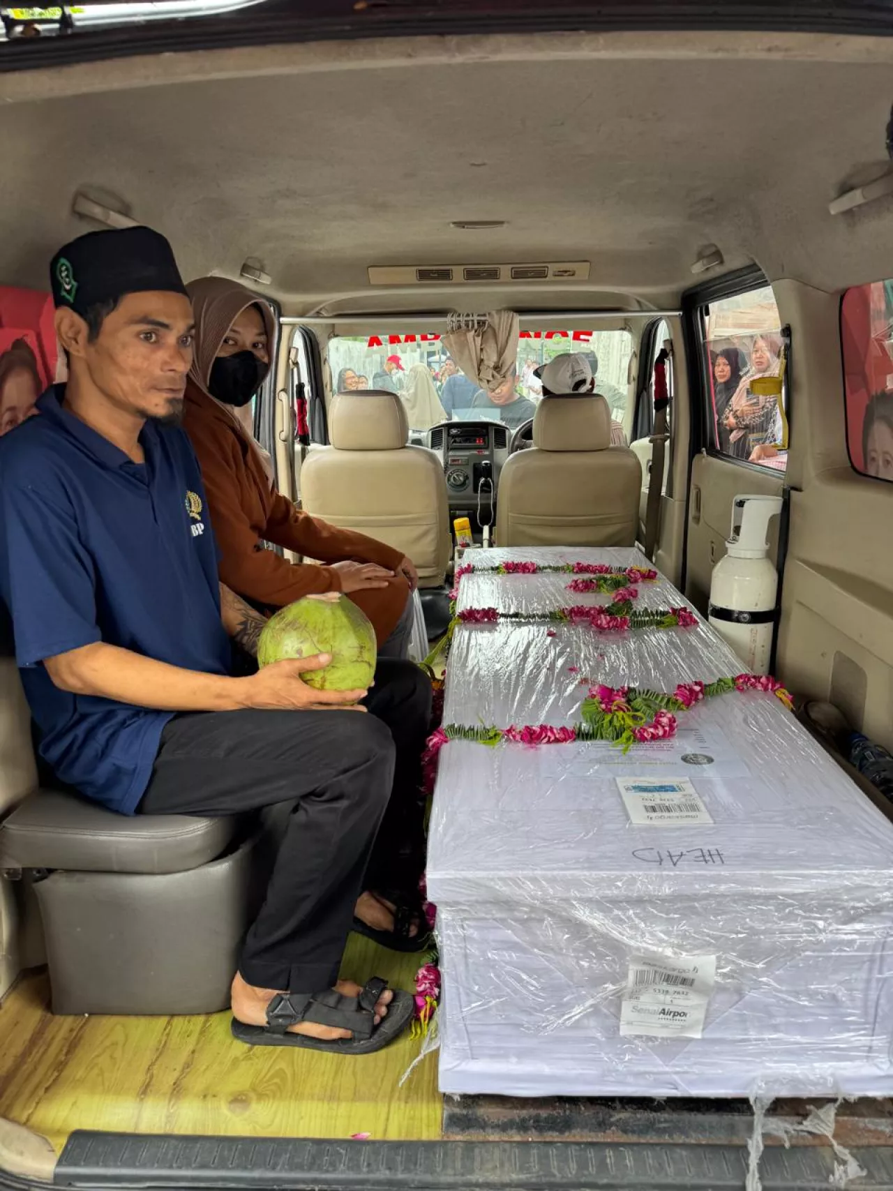 Lapas I Madiun Fasilitasi Warga Binaan Hadiri Pemakaman Istri, HAM Masih Ada
