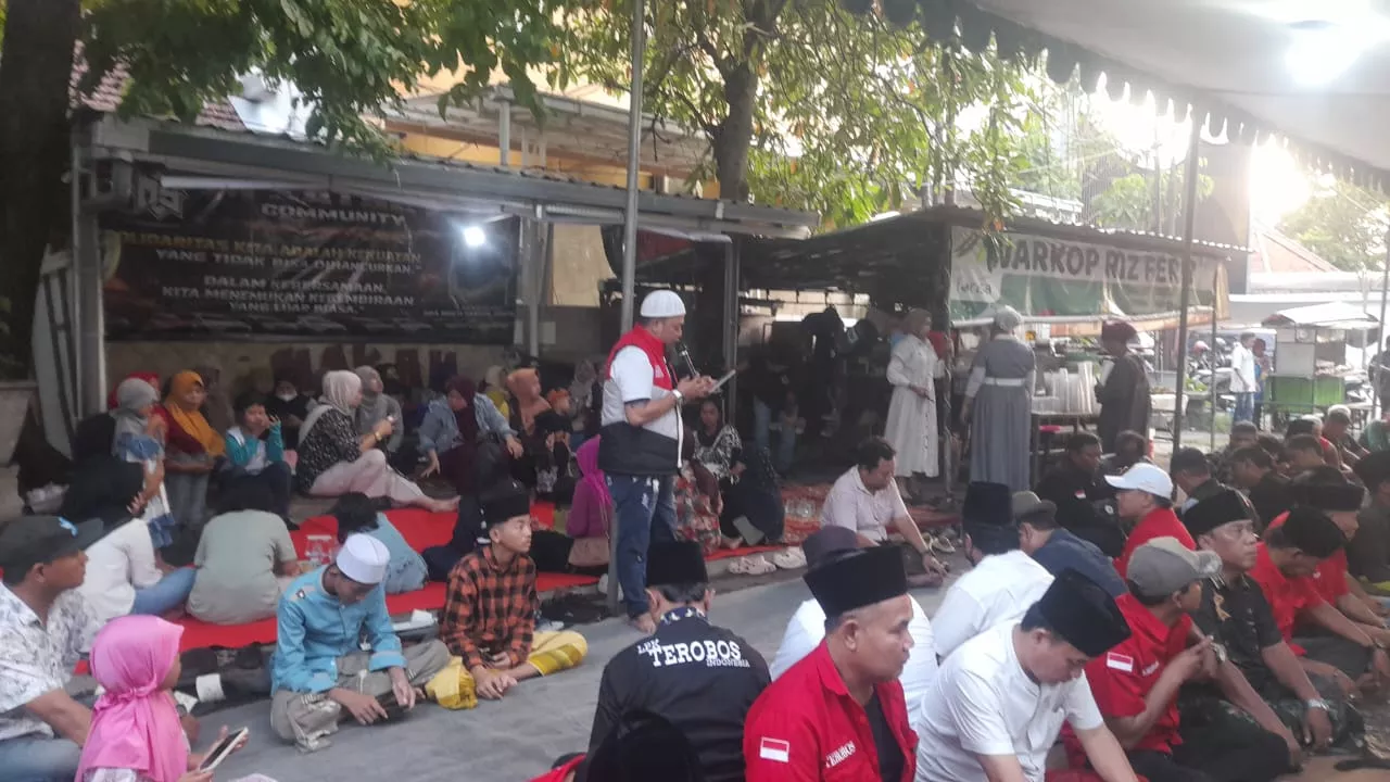 Tokoh Surabaya M. M. Syamsul Arifin Gelar Bukber, Hadirkan Kebersamaan dan Semangat Berbagi