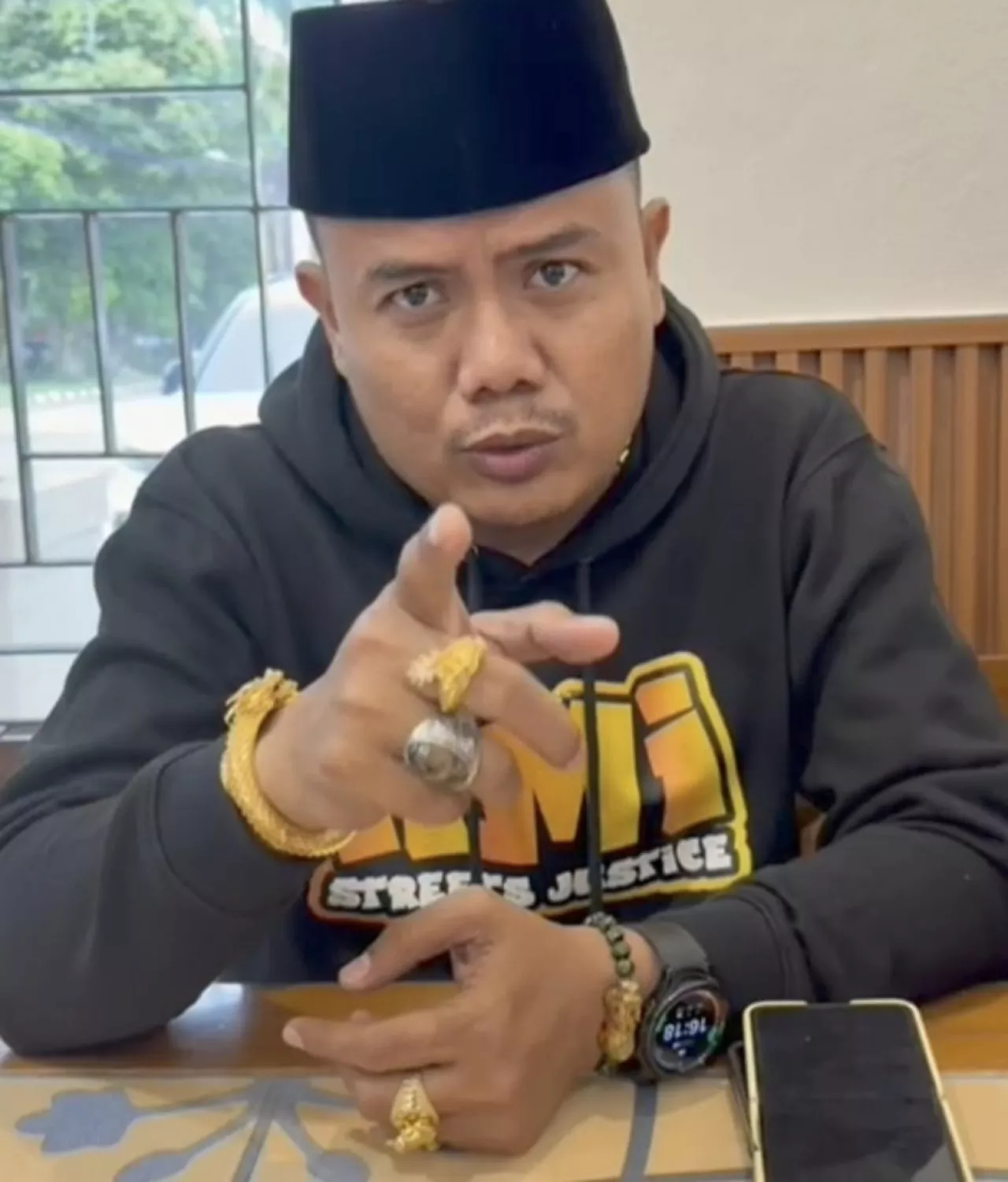Ulama Madura Dituding Terlibat Narkoba, AMI Murka: Ini Penghinaan yang Tak Bisa Dibiarkan!