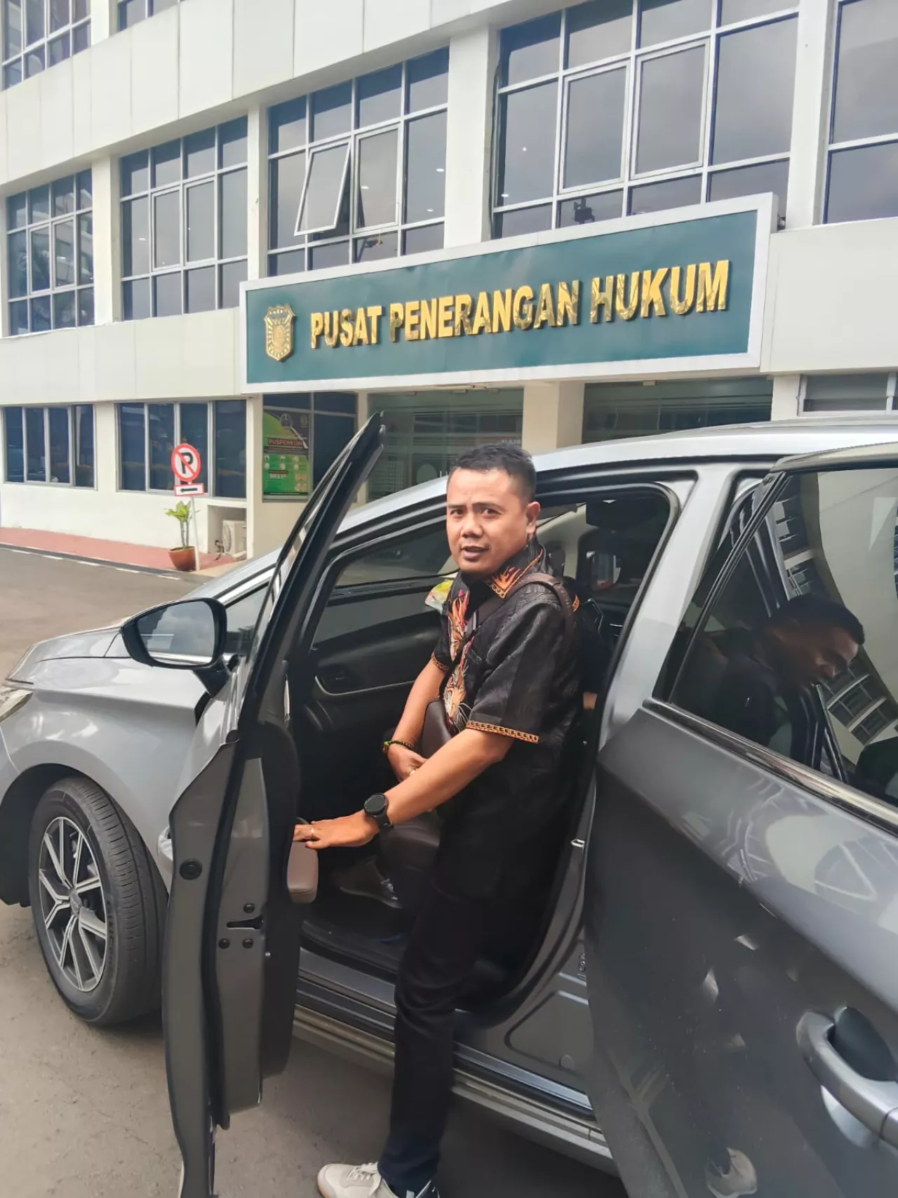 Diduga “Jalan di Tempat”, Kasus Dana Reses Disorot, AMI Lapor ke Kejagung