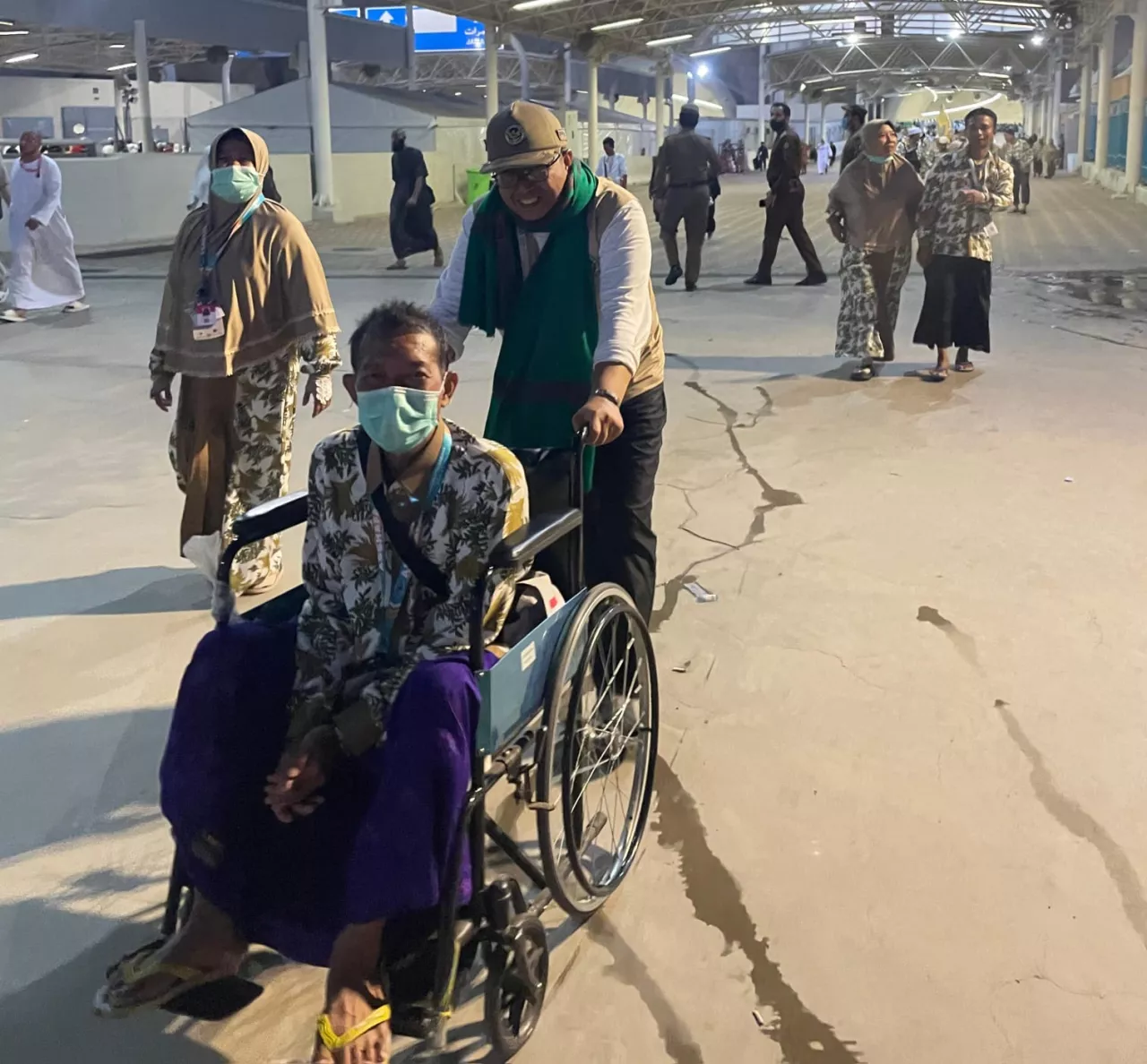 Petugas Haji Kloter SUB 72 Berikan Pelayanan Terbaik, Jemaah haji Sangat Puas Atas Pelayanan